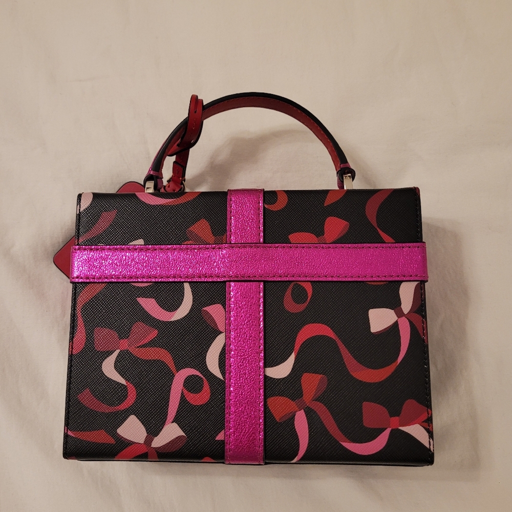 Kate Spade Wrapping Party Gift Box Crossbody - Picture 2 of 11